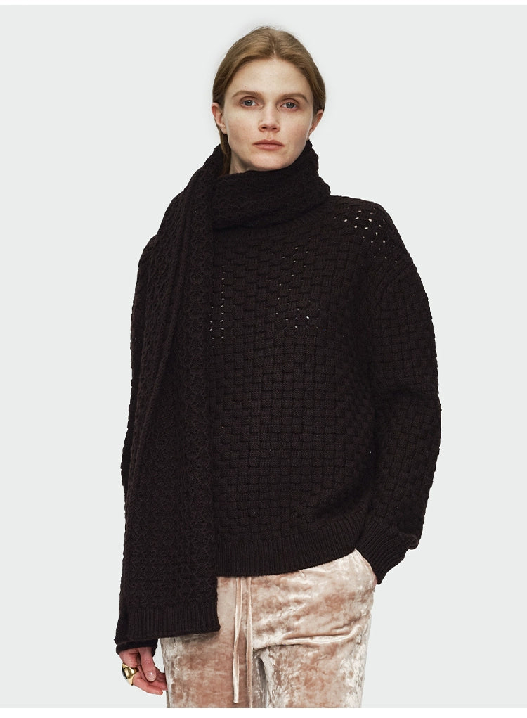 Red Plaid Woven Semi-turtleneck Pullover