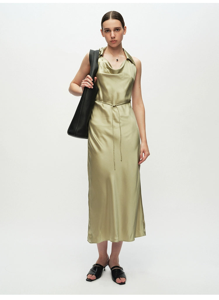 Green Swinging Collar Sleeveless Dress